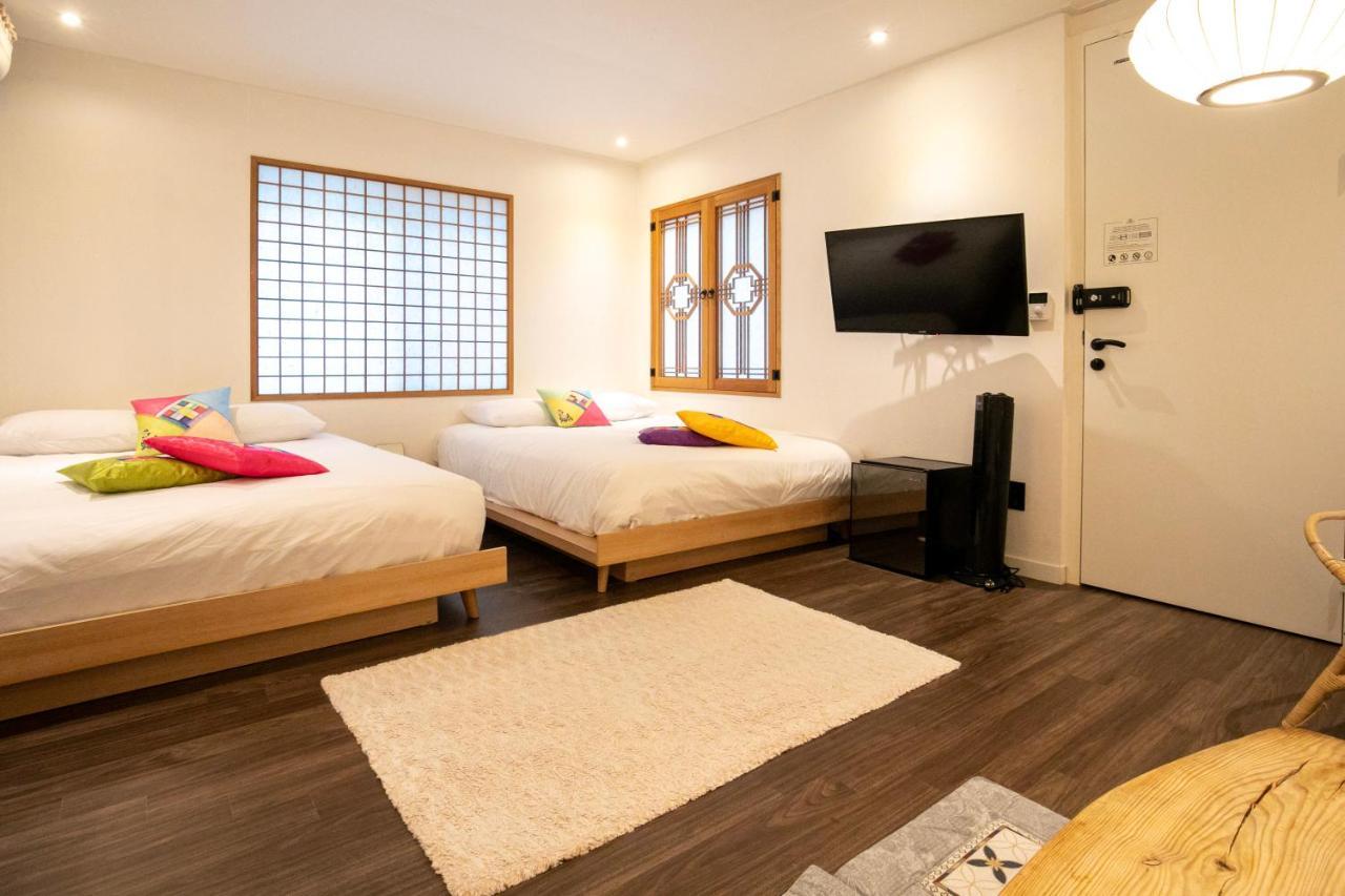 Bias K-Girl Guesthouse - Women Only Seoul Exterior photo
