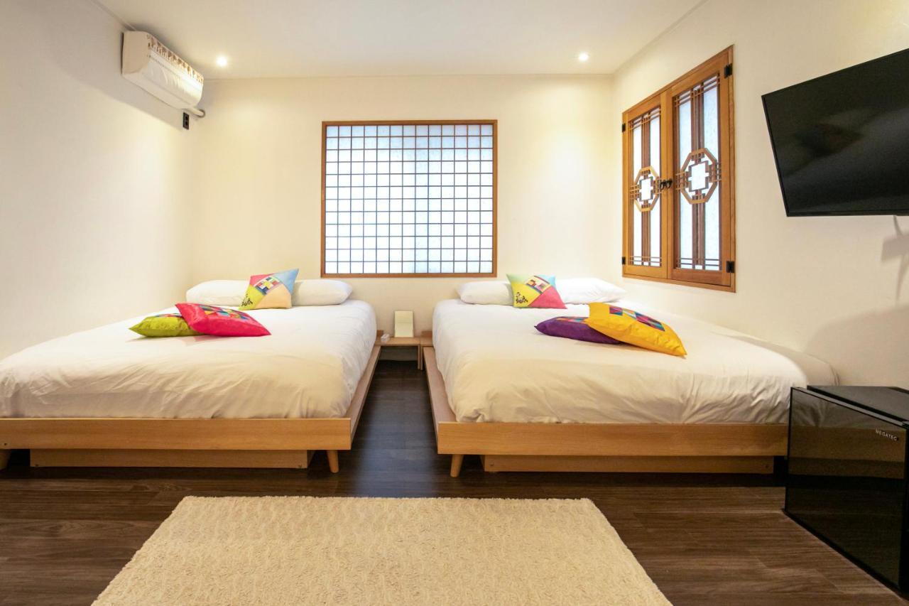 Bias K-Girl Guesthouse - Women Only Seoul Exterior photo